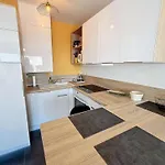 Cosy Avec Balcon, Port De Granville, 2 Pers. - Fr-1-361-550 * Granville