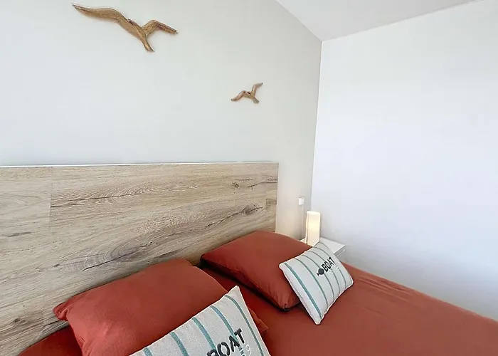 Cosy Avec Balcon, Port De Granville, 2 Pers. - Fr-1-361-550 Granville