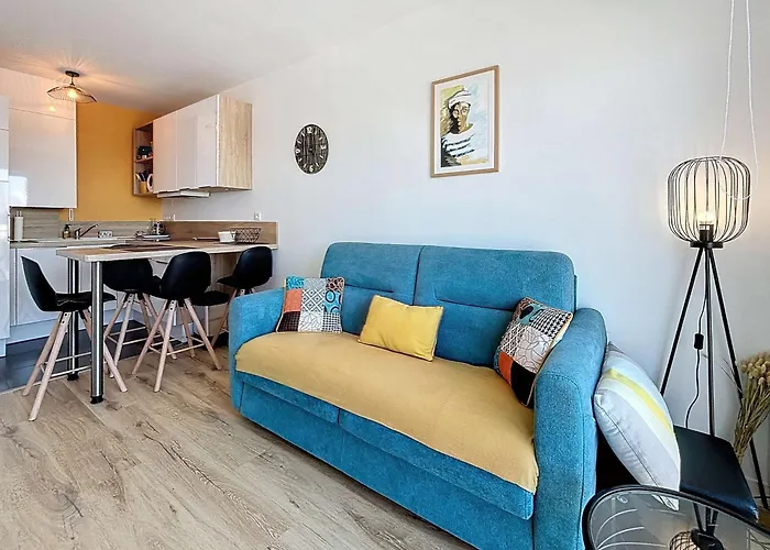 Cosy Avec Balcon, Port De Granville, 2 Pers. - Fr-1-361-550 * Granville