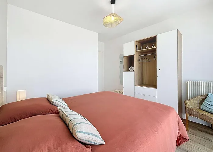 Apartamento Cosy Avec Balcon, Port De Granville, 2 Pers. - Fr-1-361-550 *