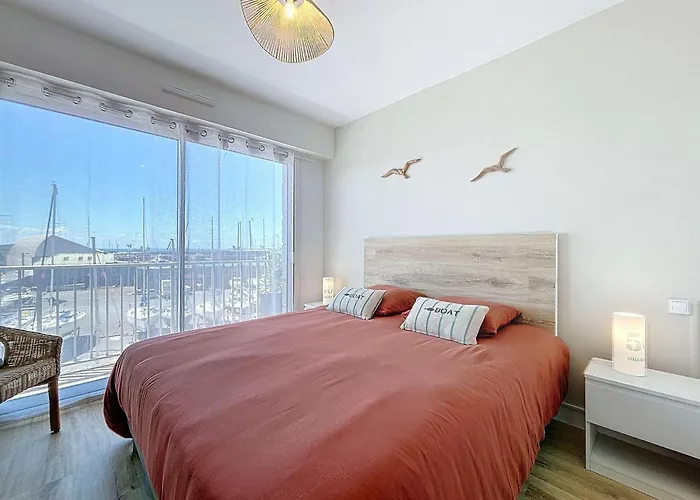 Cosy Avec Balcon, Port De Granville, 2 Pers. - Fr-1-361-550 *